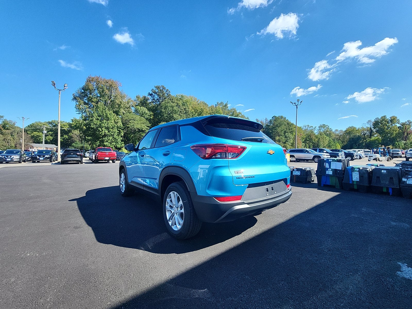 2026 Chevrolet Trailblazer LS photo 2