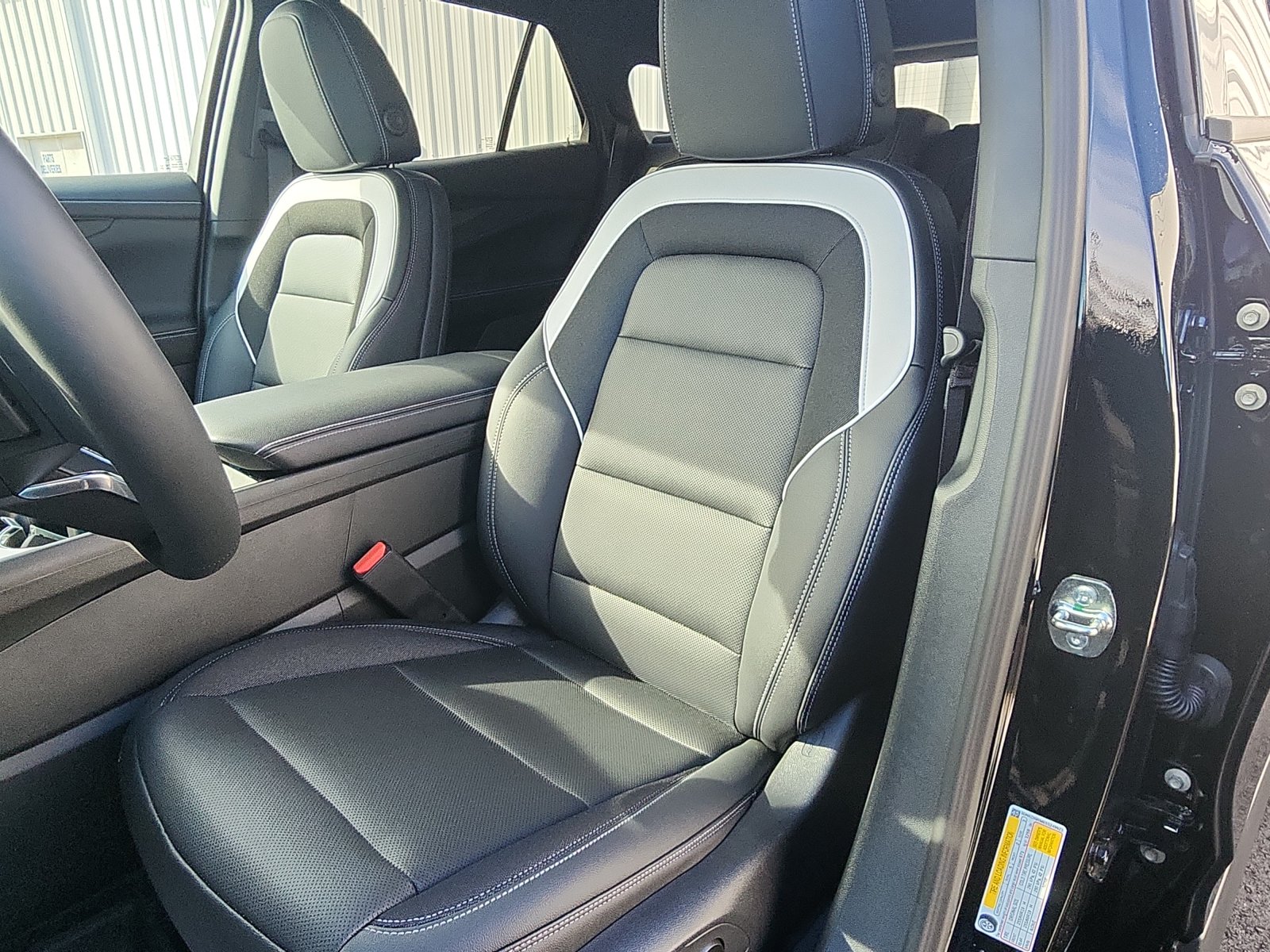 2025 Chevrolet Blazer EV LT - Photo 21