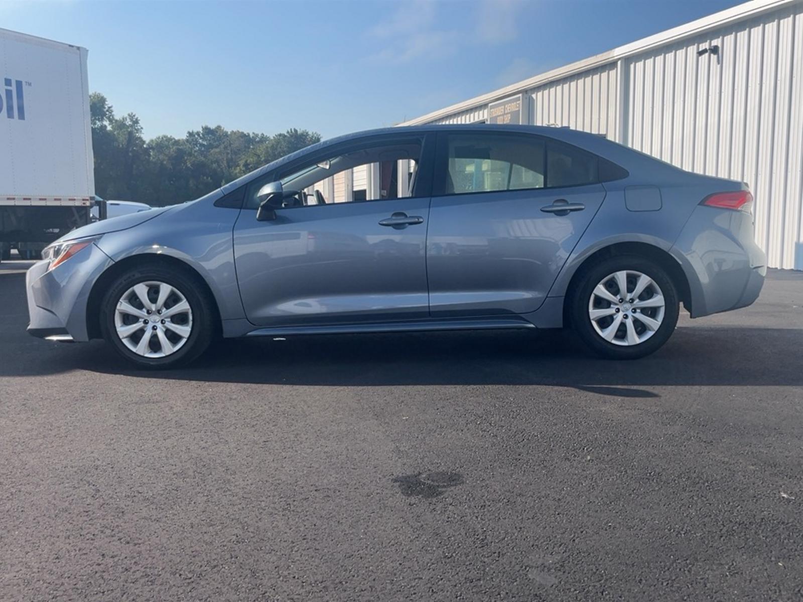 Used 2023 Toyota Corolla LE with VIN JTDB4MEE7PJ006083 for sale in Hopewell, VA