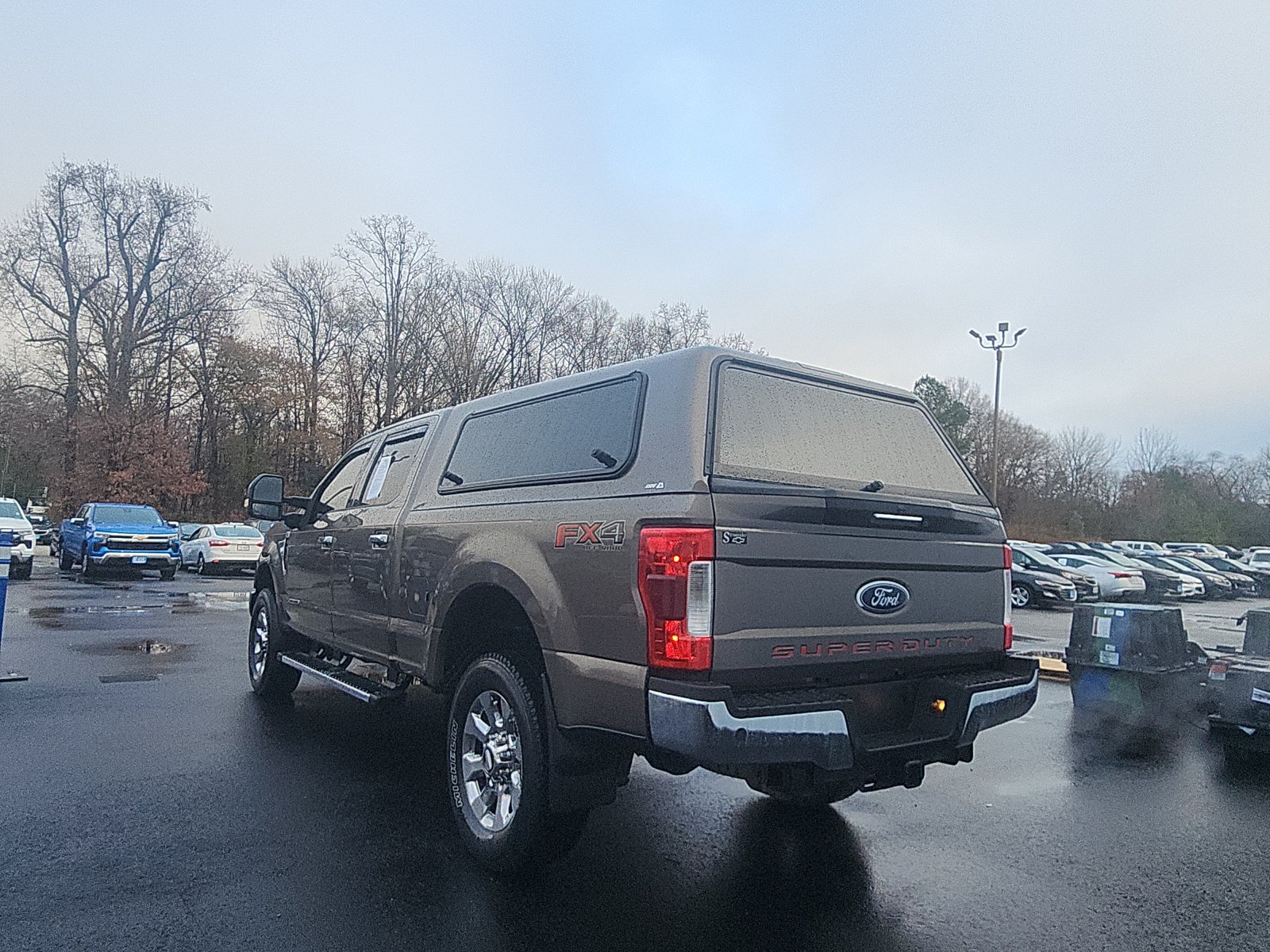 2019 Ford F-250 Lariat photo 2