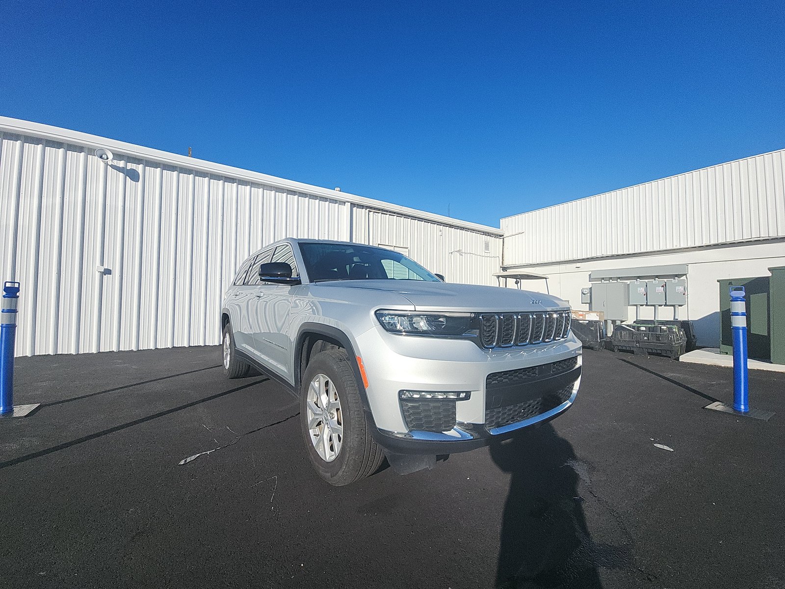 2023 Jeep Grand Cherokee Limited photo 3