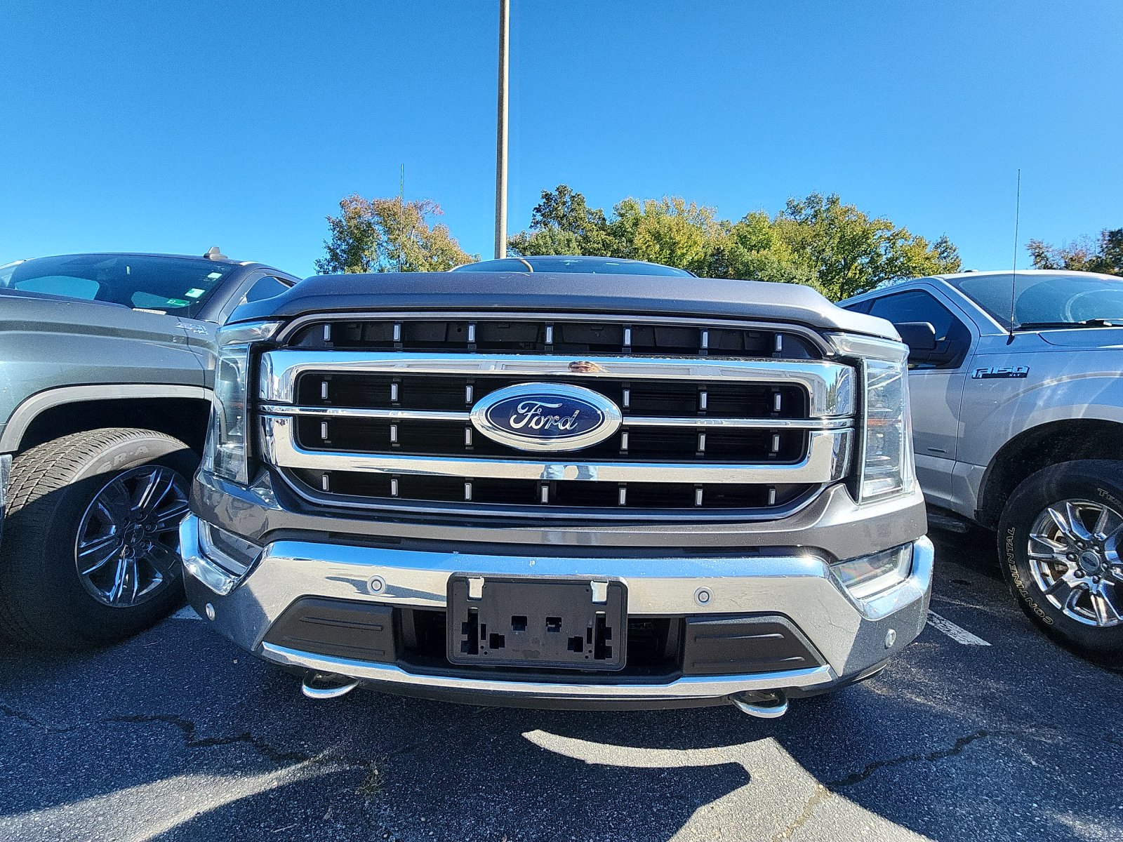 2022 Ford F-150 Lariat photo 3