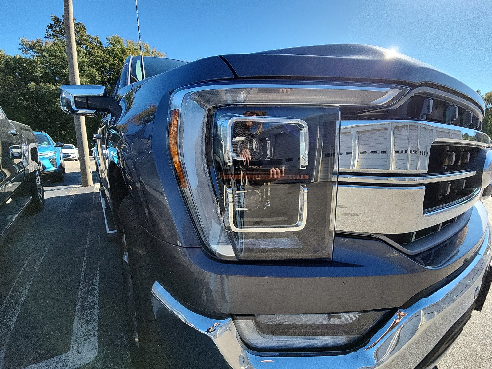 2022 Ford F-150 Lariat photo 4