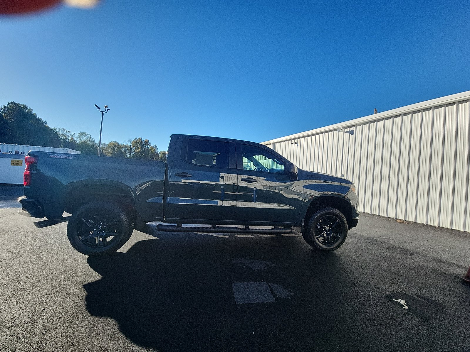 2026 Chevrolet Silverado 1500 Custom Trail Boss photo 4