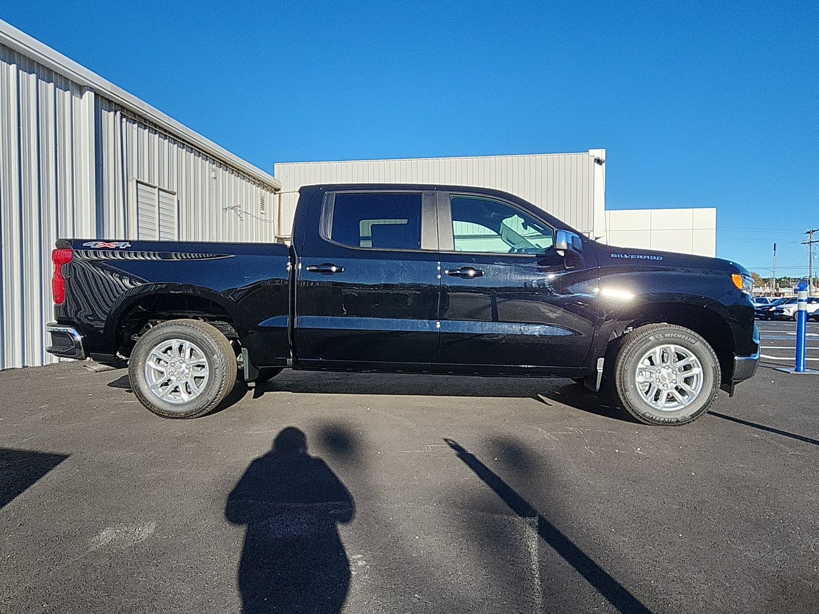 2026 Chevrolet Silverado 1500 LT - Photo 6