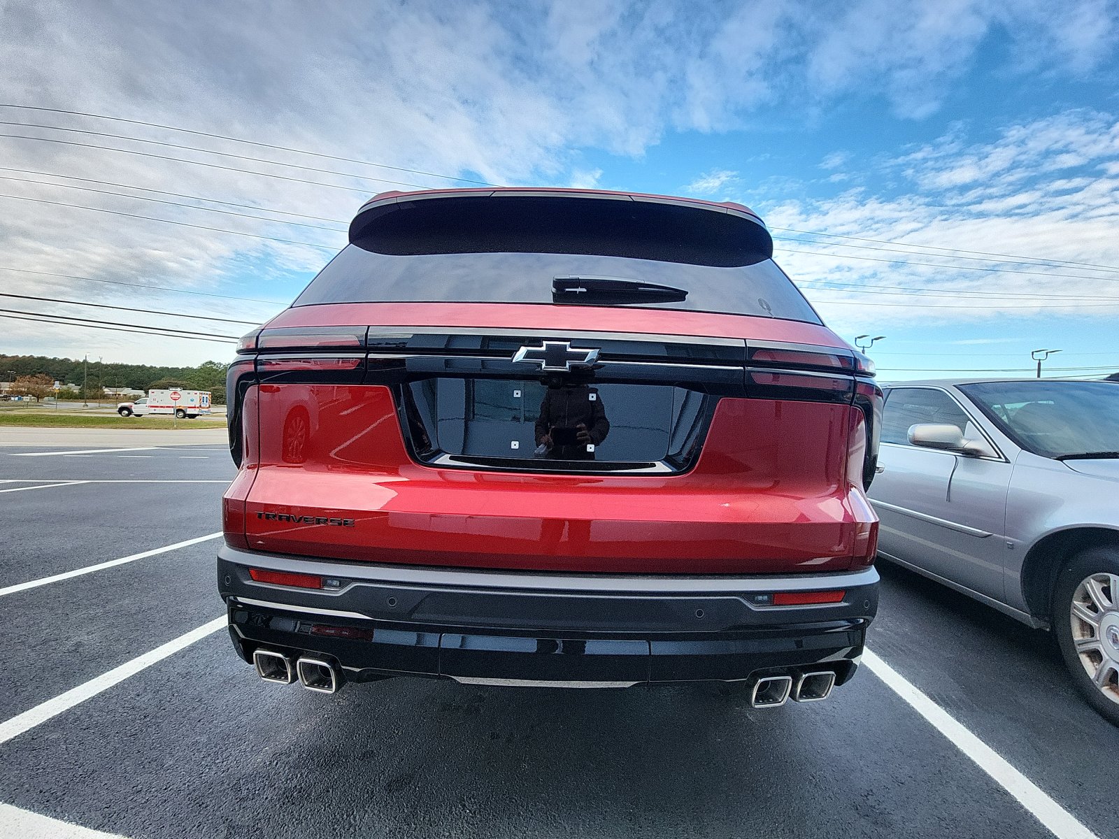 2026 Chevrolet Traverse photo 2