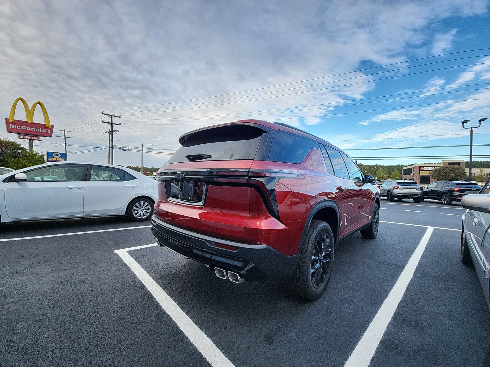 2026 Chevrolet Traverse photo 3