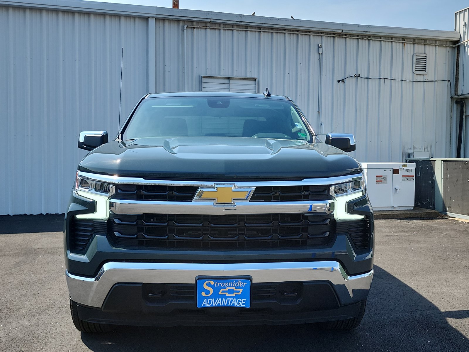 2025 Chevrolet Silverado 1500 LT - Photo 8