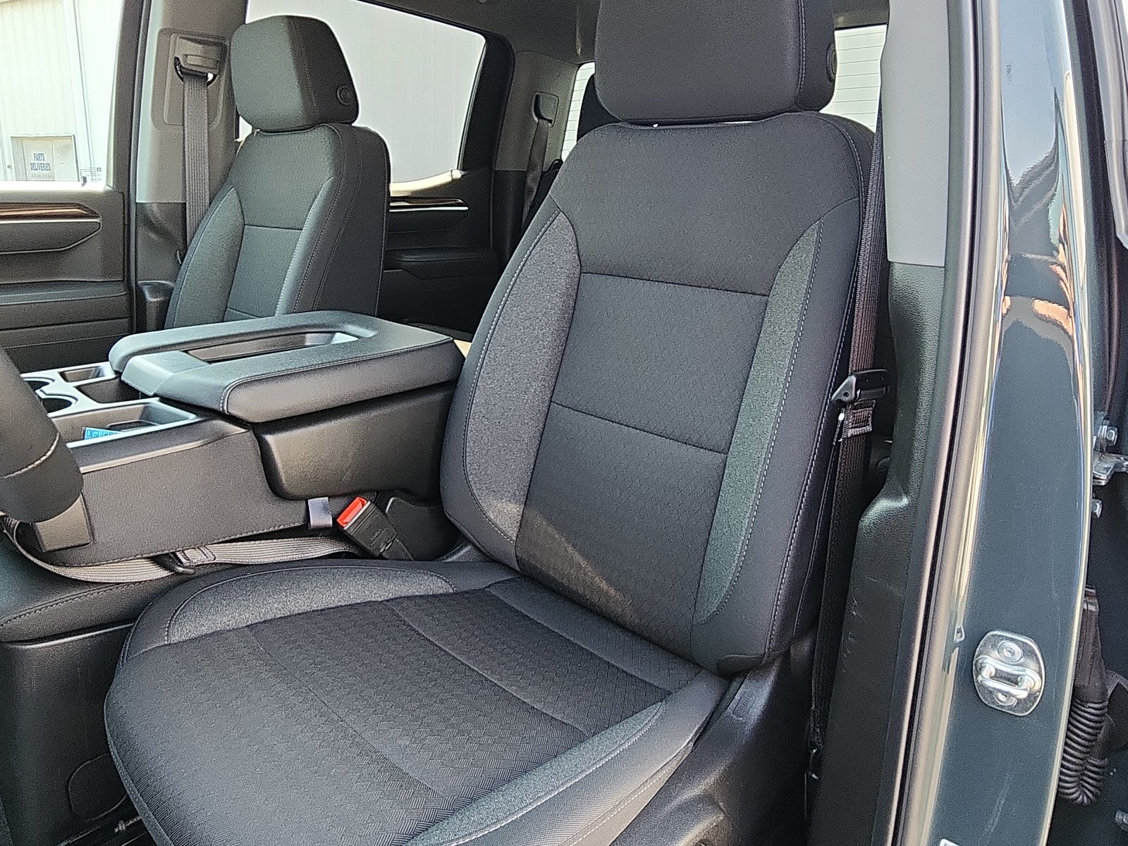 2025 Chevrolet Silverado 1500 LT - Photo 21