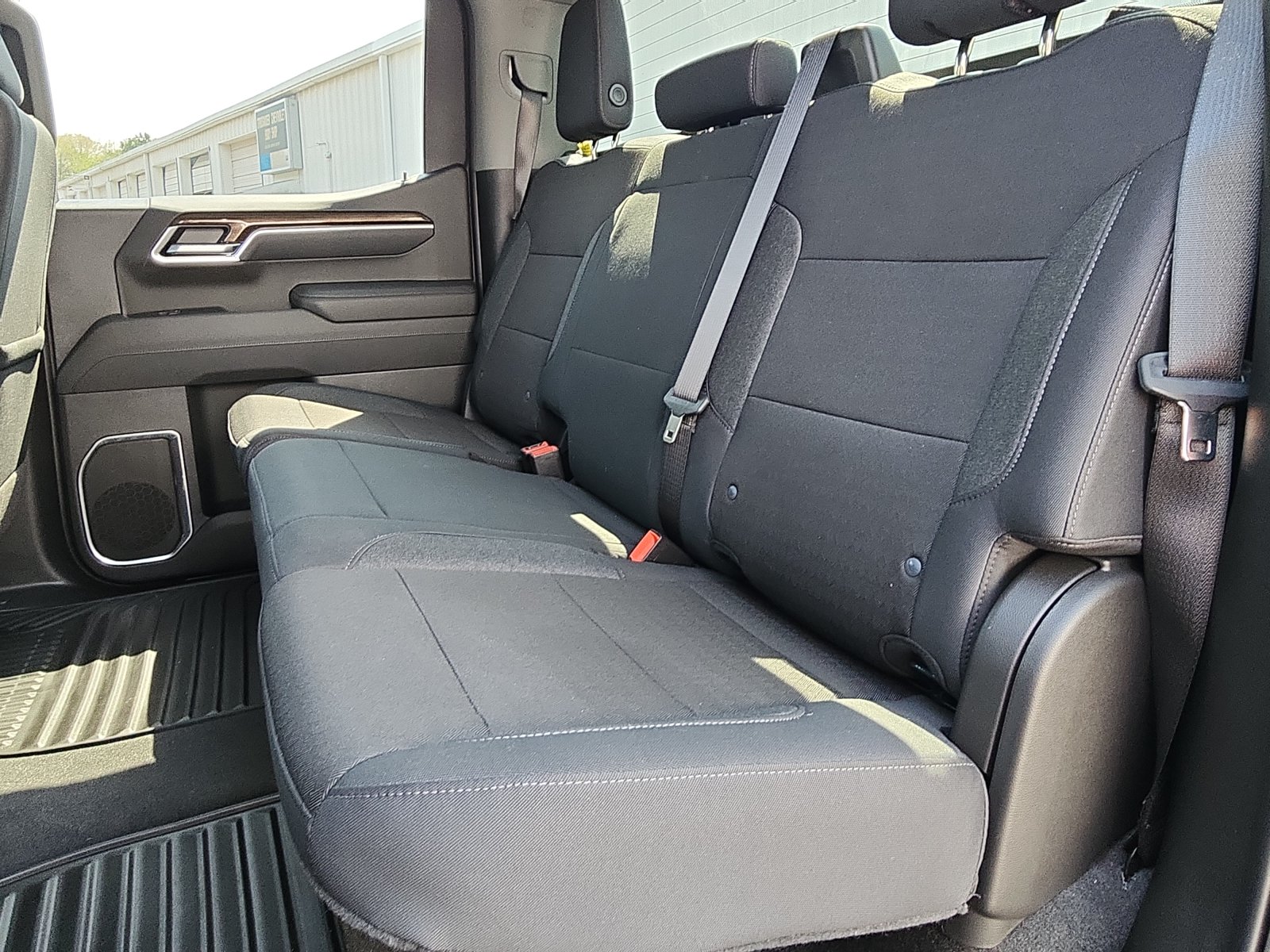 2025 Chevrolet Silverado 1500 LT - Photo 22