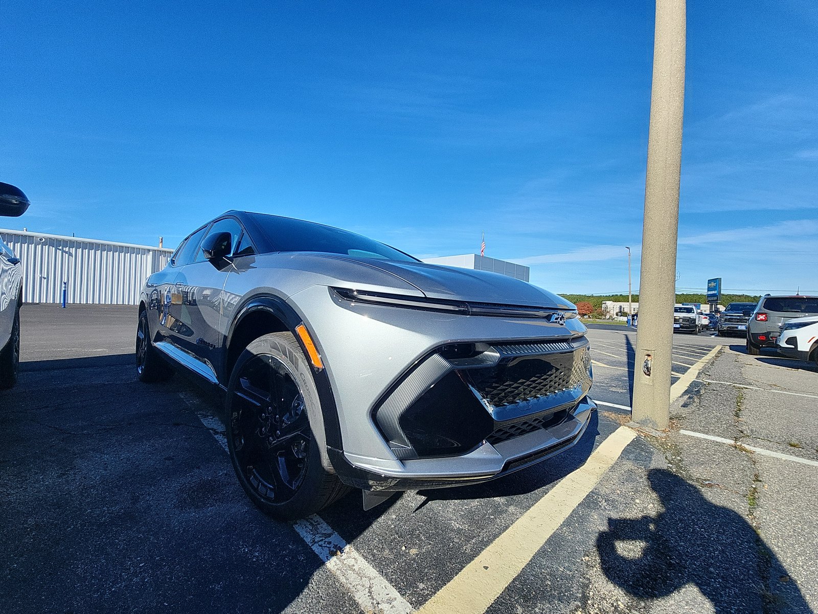 2026 Chevrolet Equinox EV 3RS photo 4