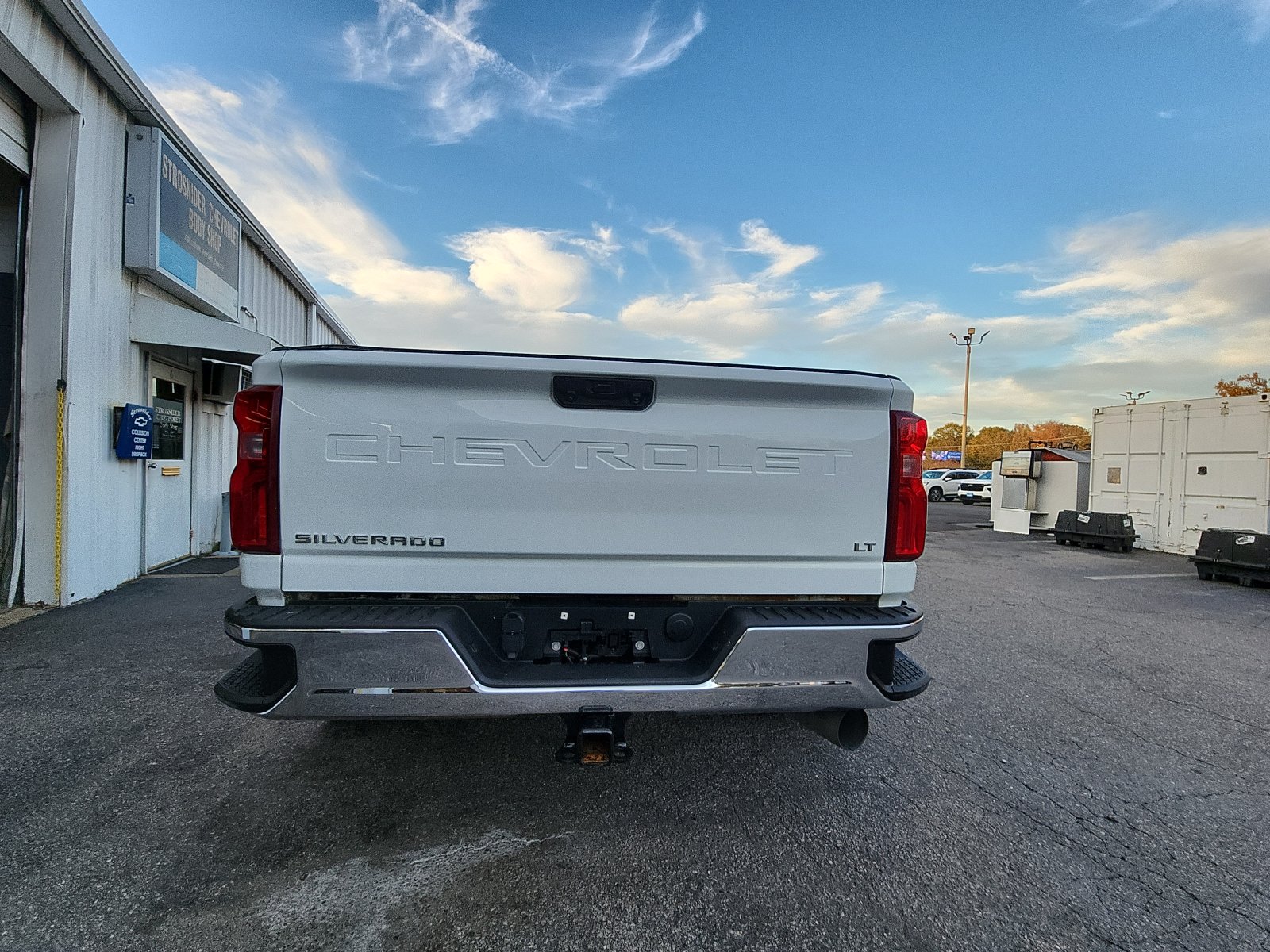 2024 Chevrolet Silverado 3500HD LT photo 3