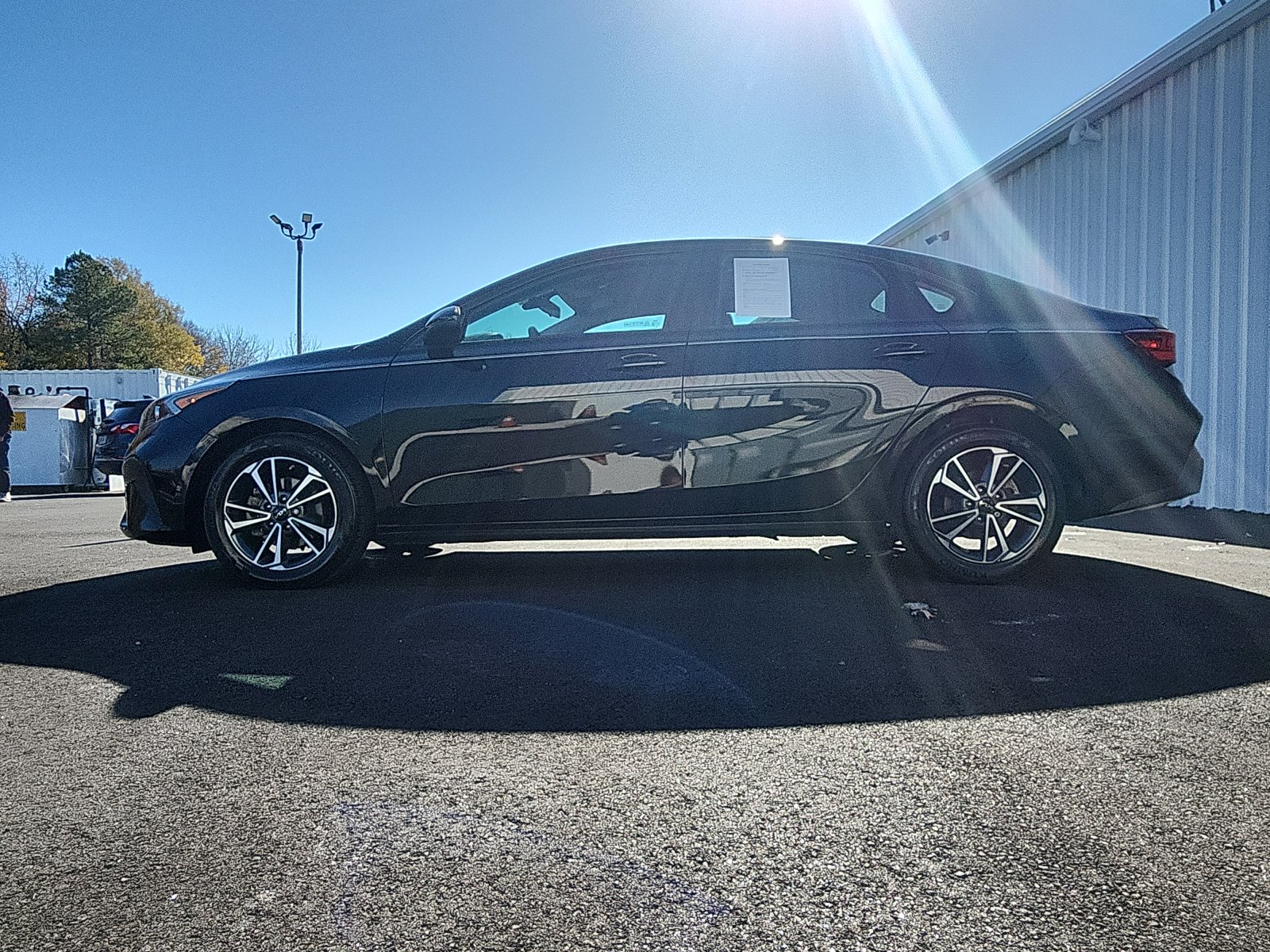 2022 Kia Forte FE LXS photo 2