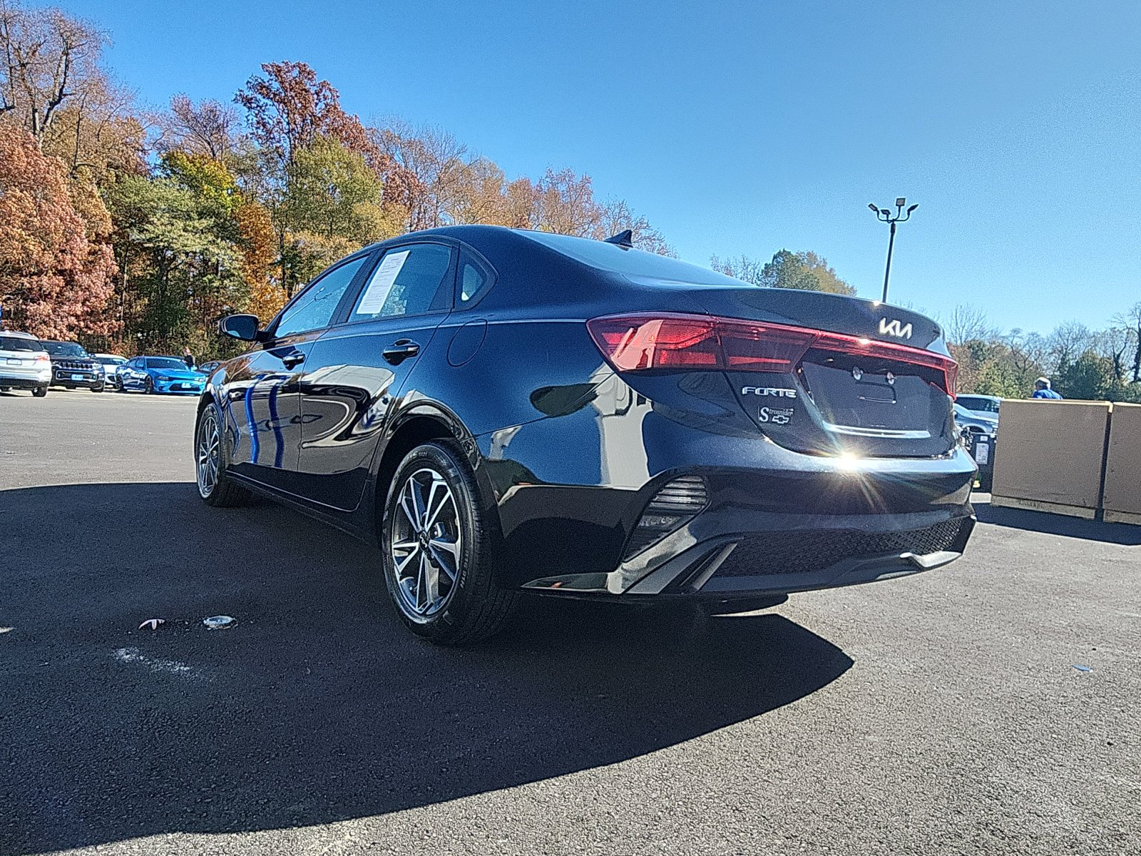 2022 Kia Forte FE LXS photo 3