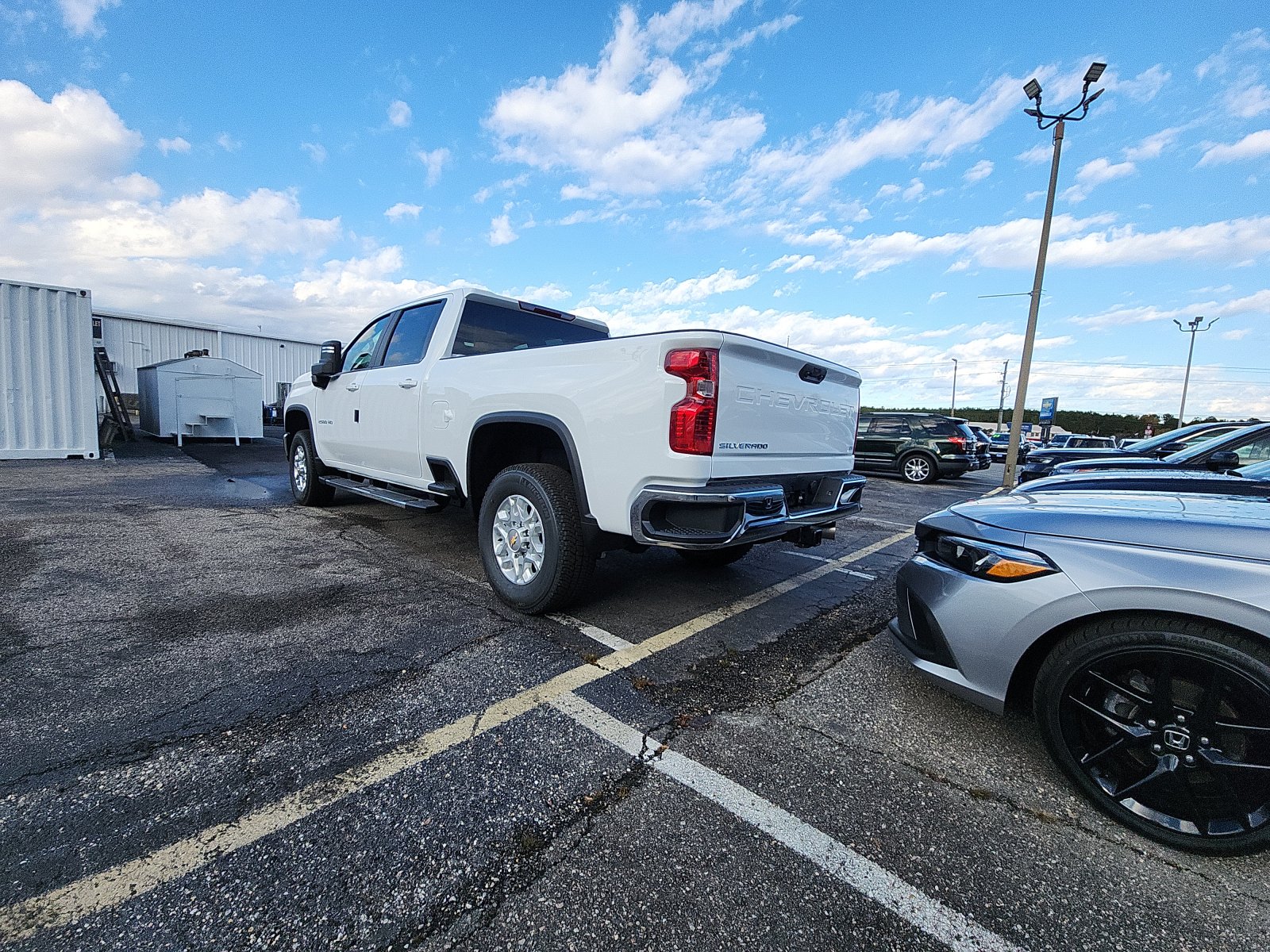 2026 Chevrolet Silverado 2500HD LT photo 3