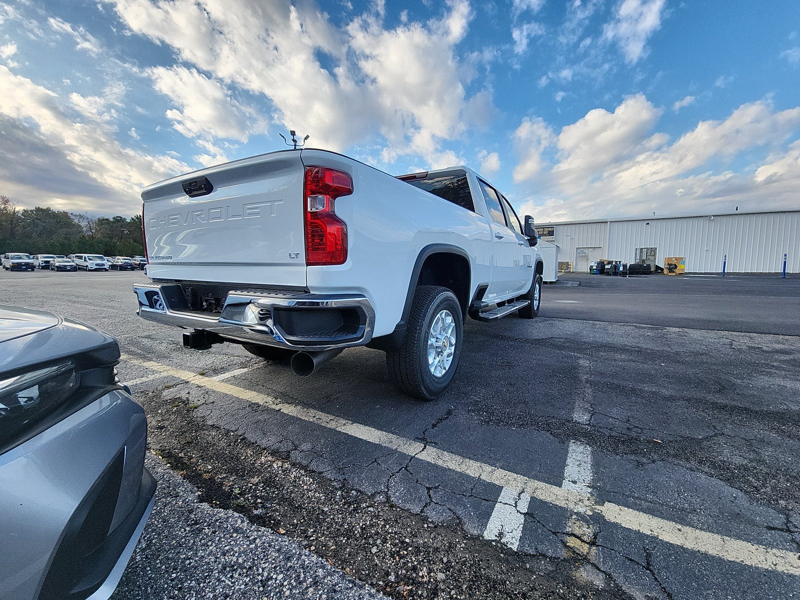 2026 Chevrolet Silverado 2500HD LT photo 4
