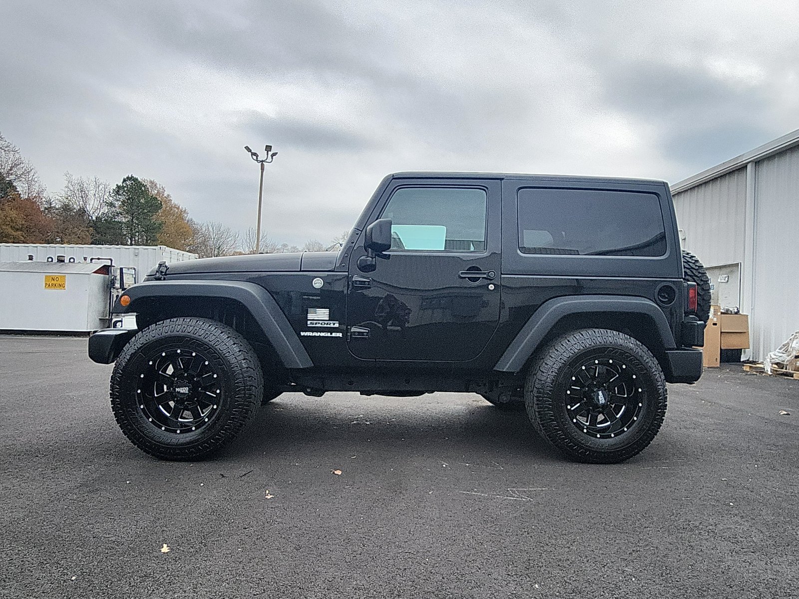 Used 2017 Jeep Wrangler Sport S with VIN 1C4AJWAG6HL545811 for sale in Hopewell, VA