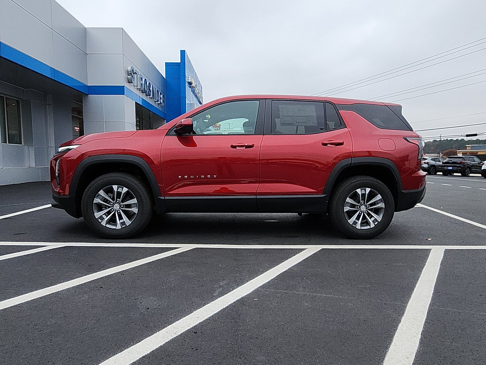 2026 Chevrolet Equinox LT photo 2