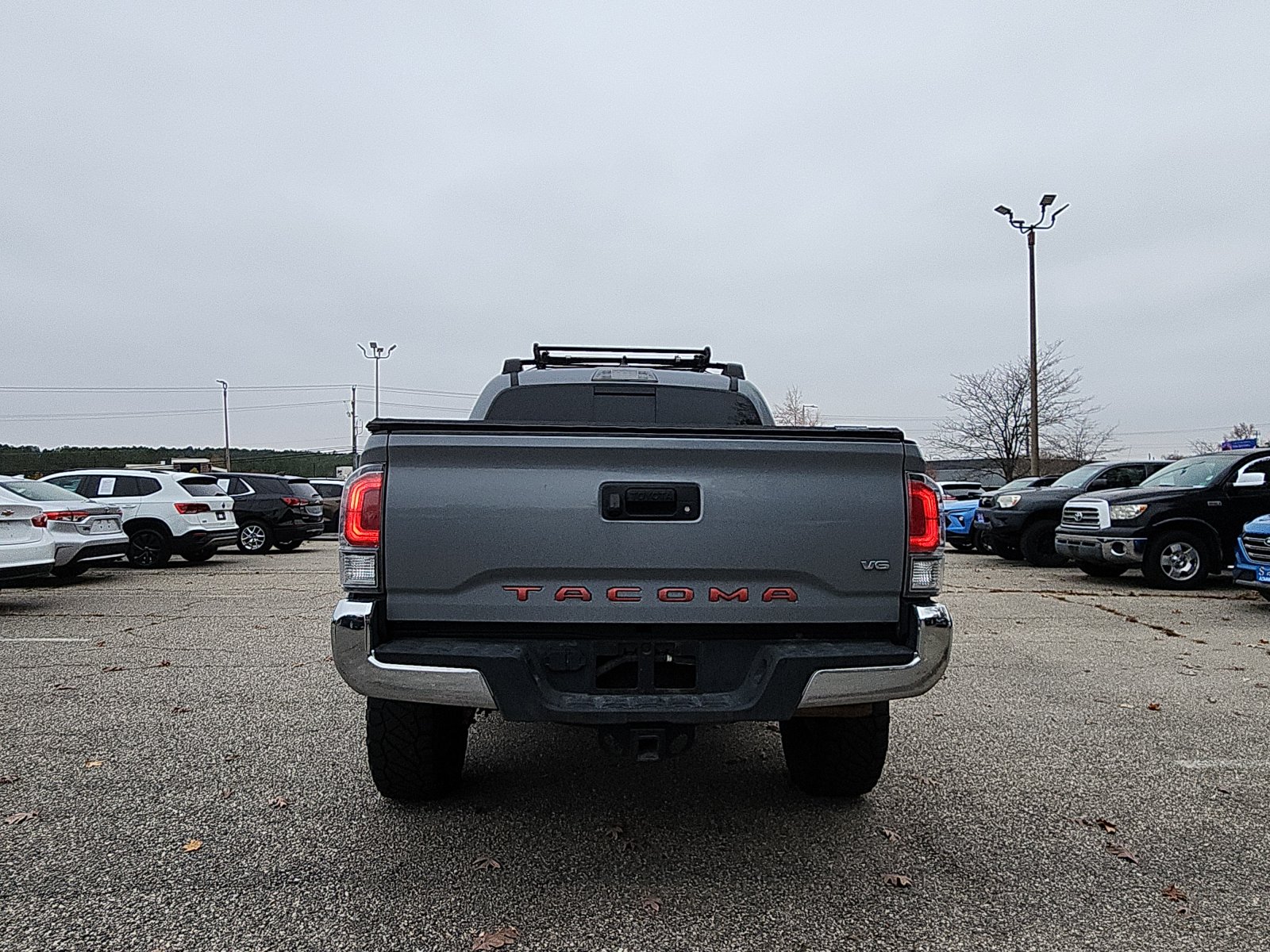 2020 Toyota Tacoma TRD photo 4