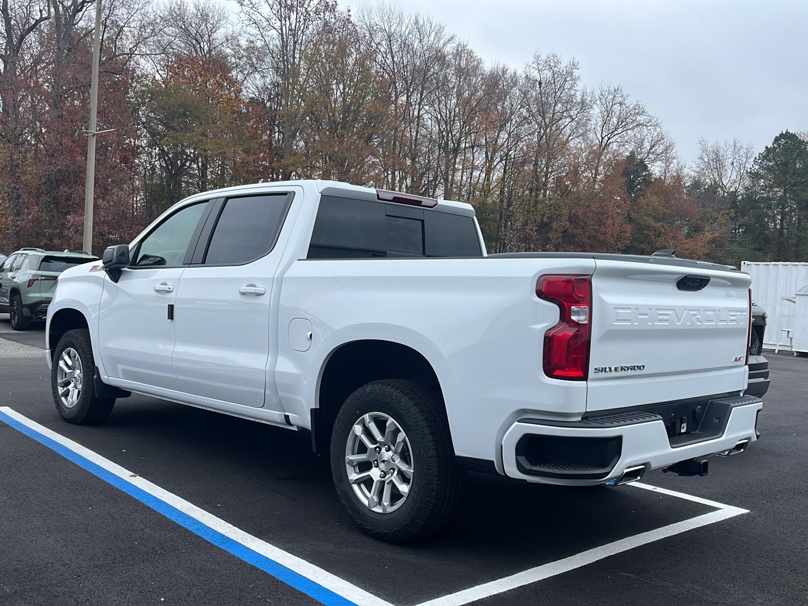 2026 Chevrolet Silverado 1500 RST photo 3