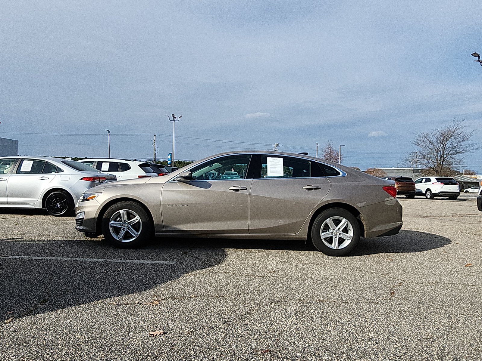 2025 Chevrolet Malibu LS photo 2