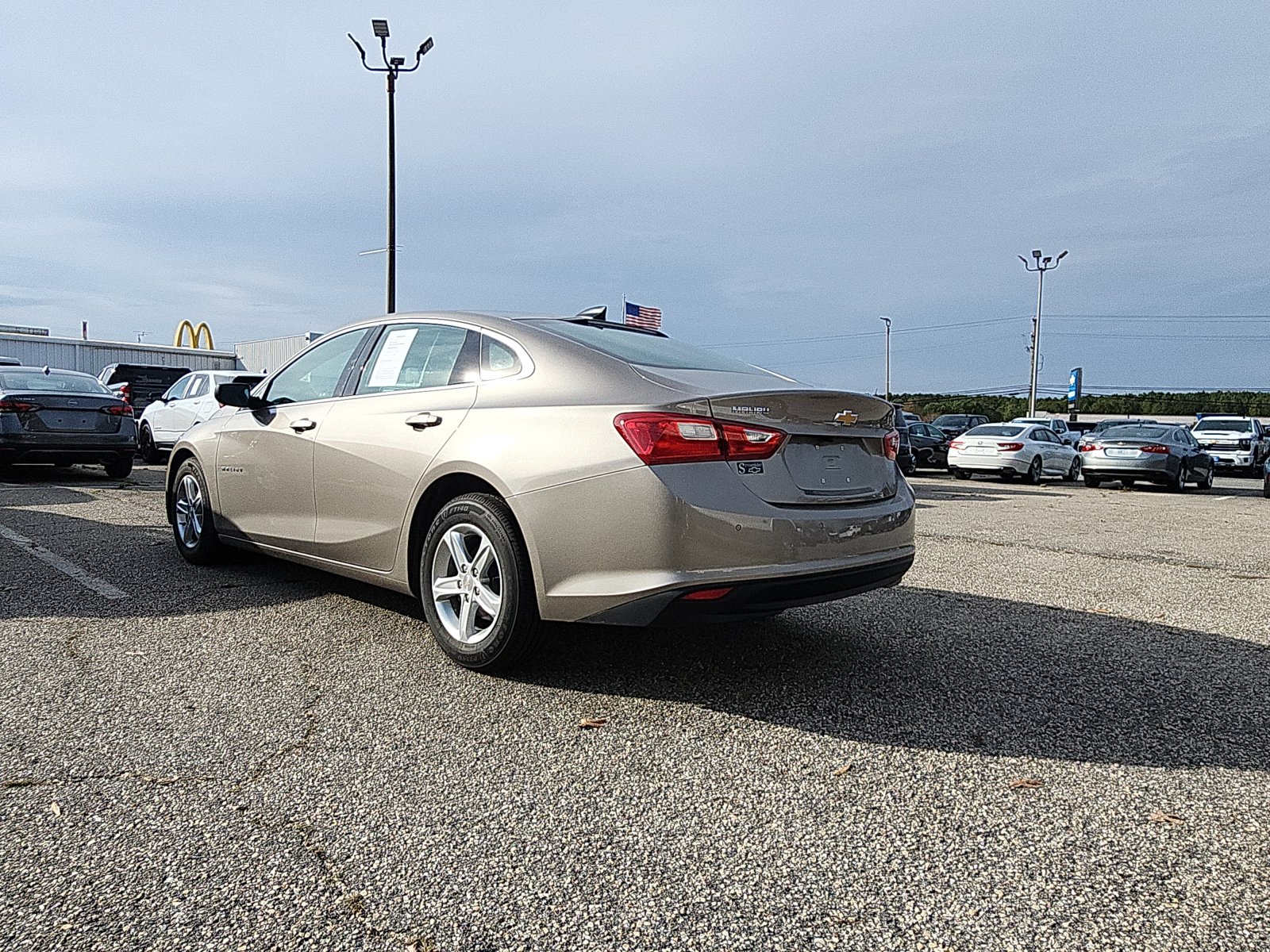 2025 Chevrolet Malibu LS photo 3