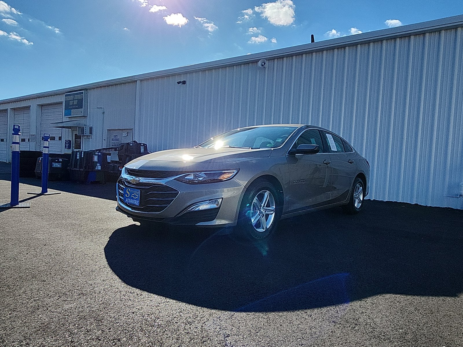 2025 Chevrolet Malibu 1LS's photo