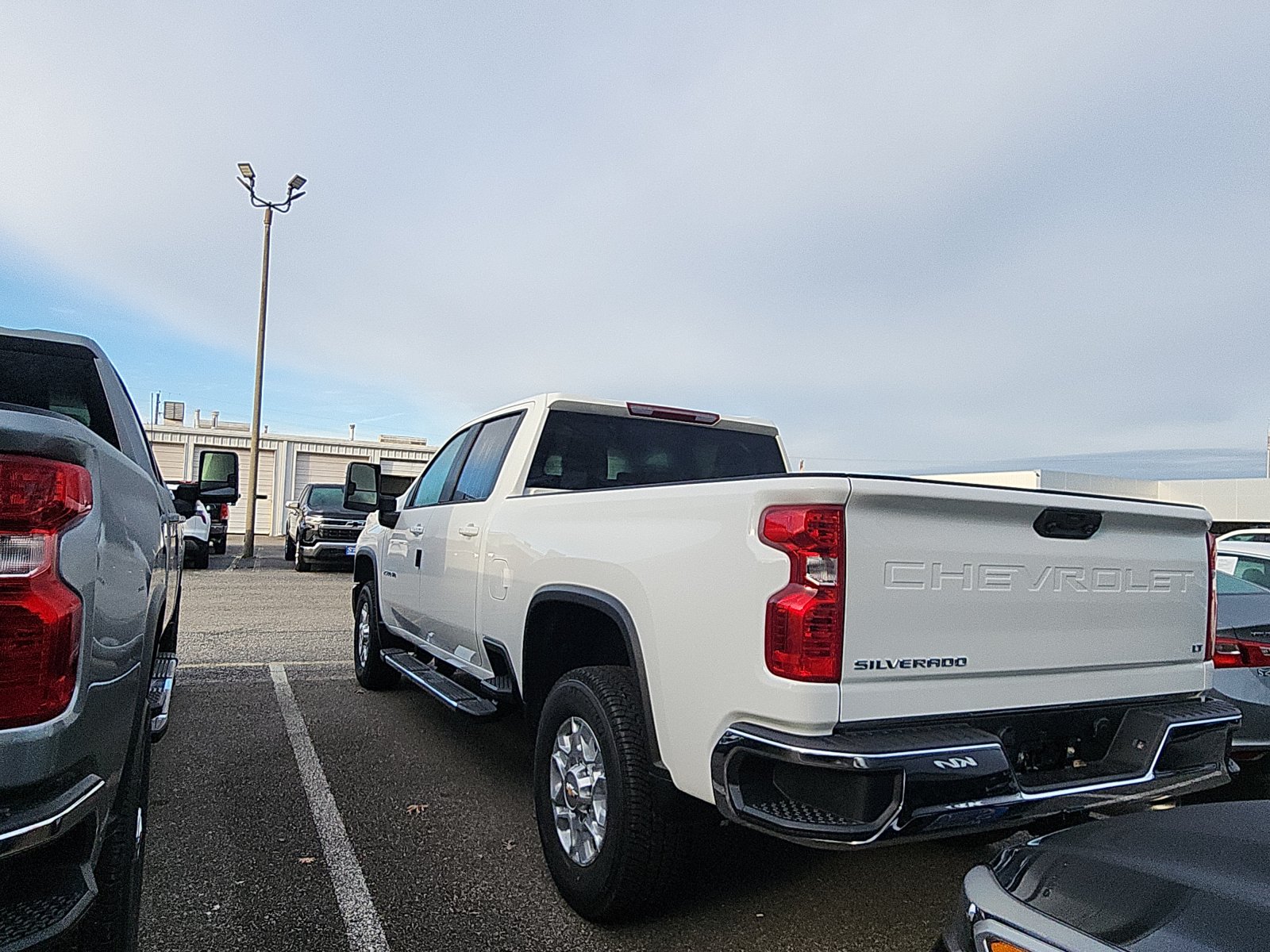 2026 Chevrolet Silverado 2500HD LT photo 2