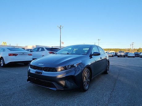 2022 Kia Forte LXS 
