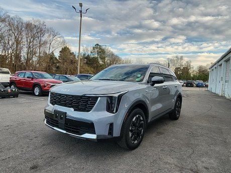 2024 Kia Sorento S 