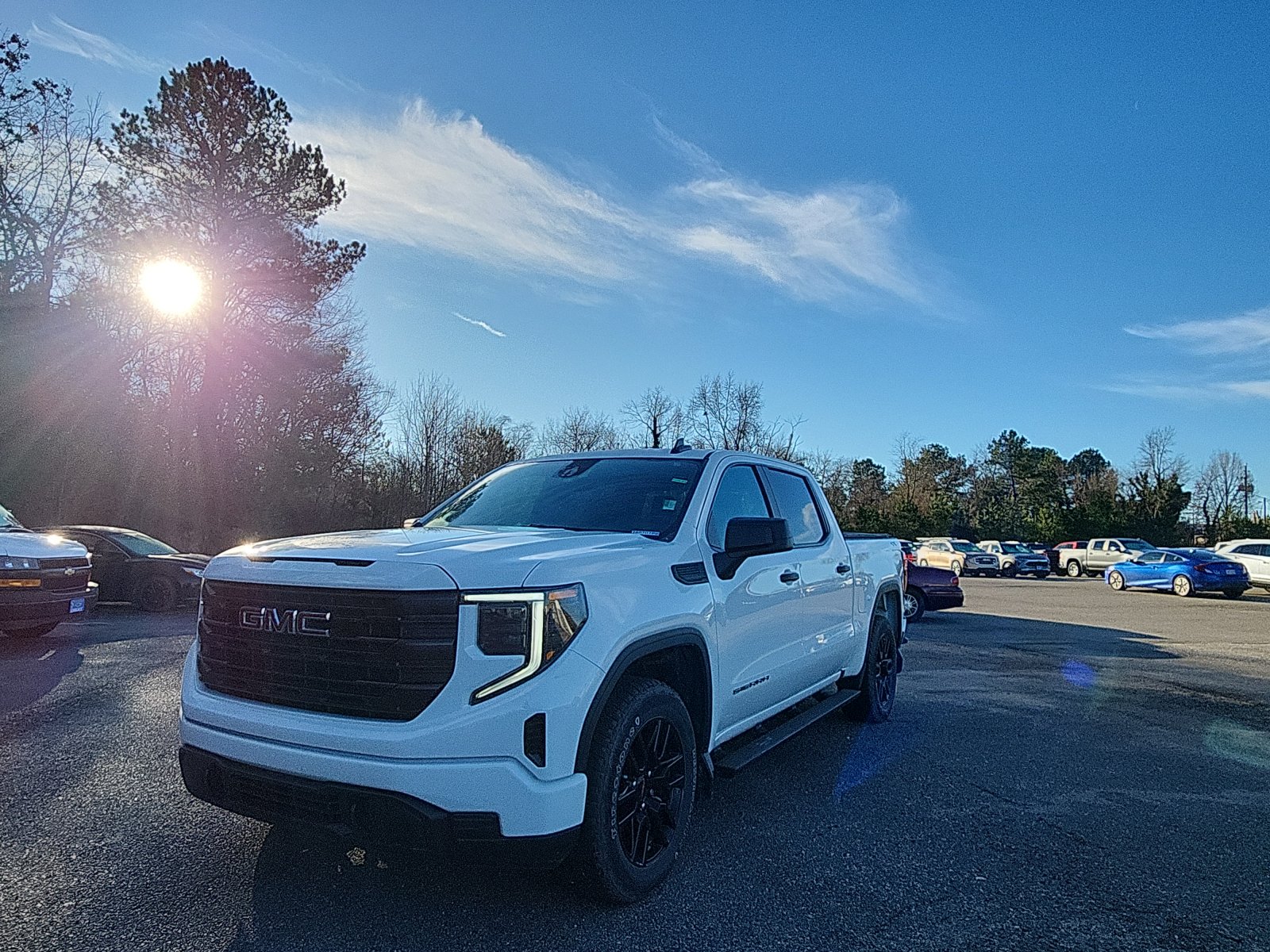 2023 GMC Sierra Base's photo