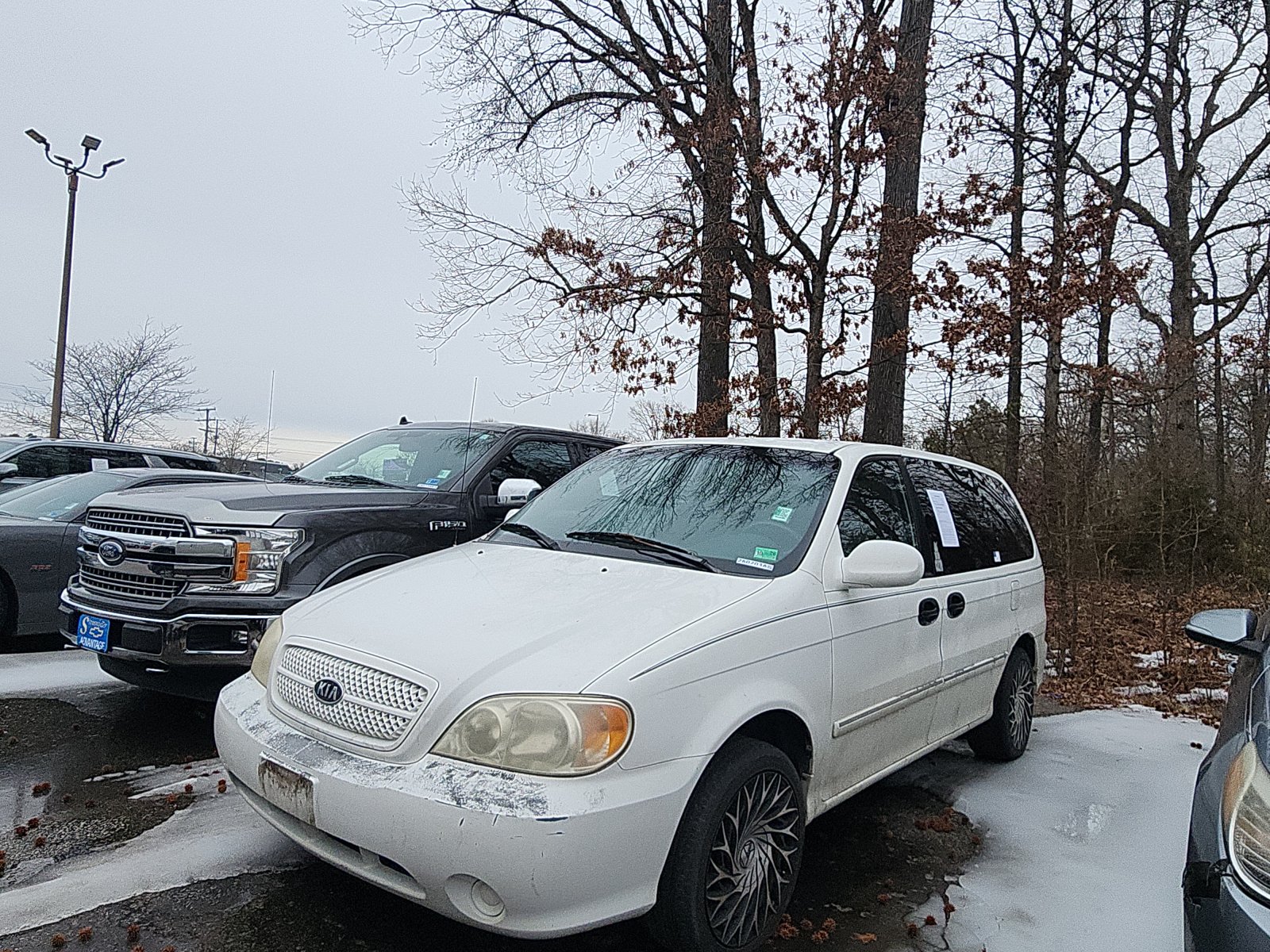 2004 Kia Sedona LX