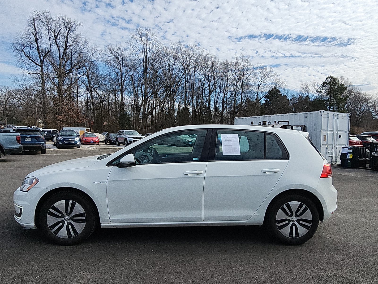 Used 2016 Volkswagen e-Golf e-Golf SE with VIN WVWKP7AU4GW914211 for sale in Hopewell, VA