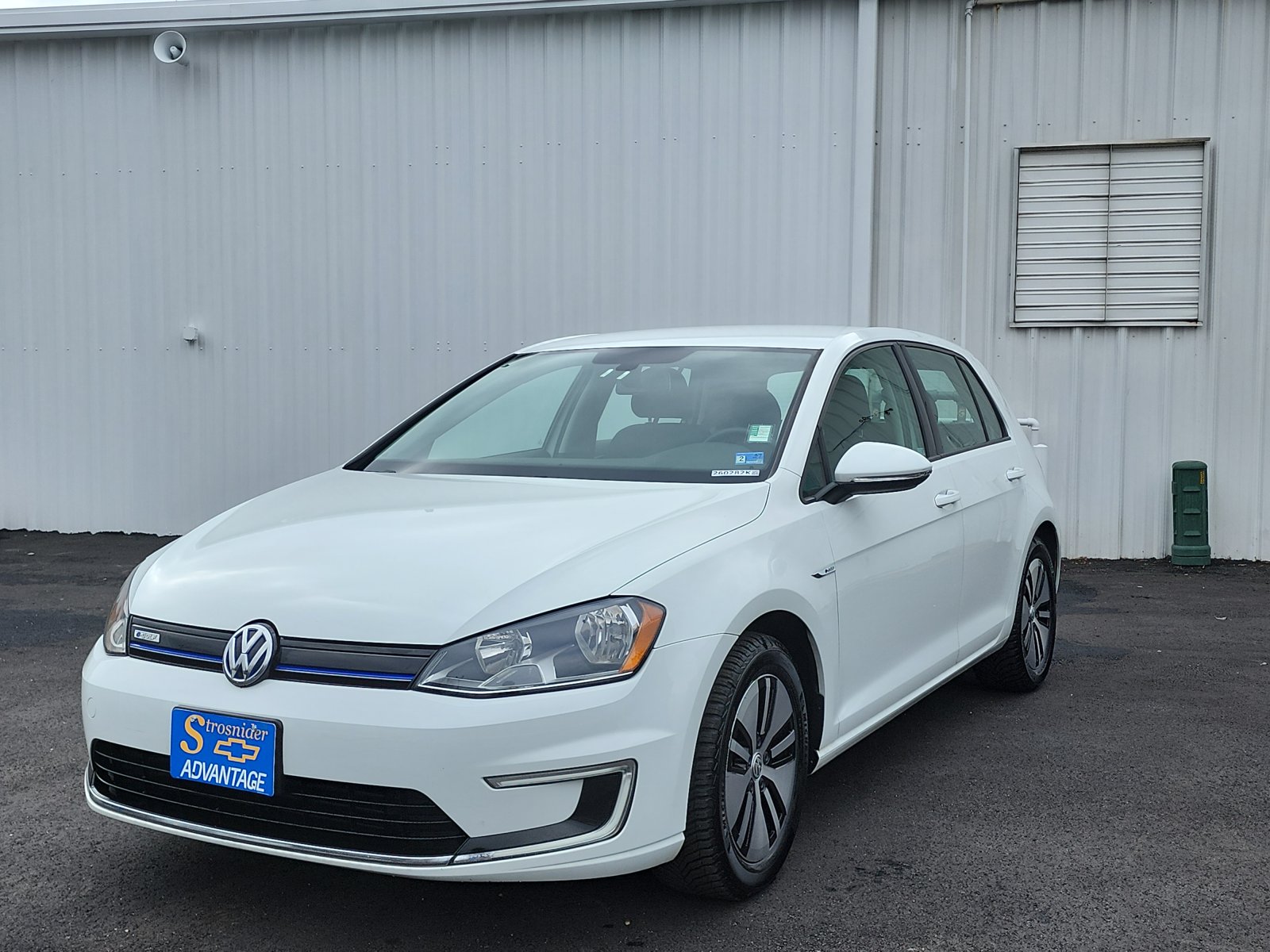 2016 Volkswagen e-Golf e-Golf SE