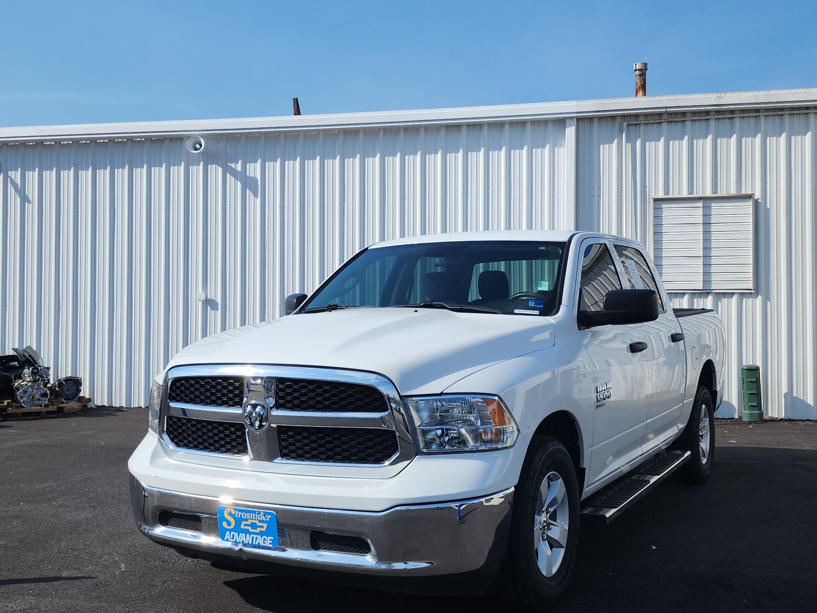 2022 RAM 1500 Classic SLT Crew Cab 5'7's photo