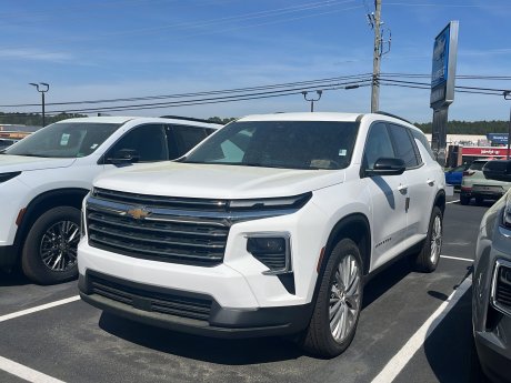 2026 Chevrolet Traverse FWD LT 