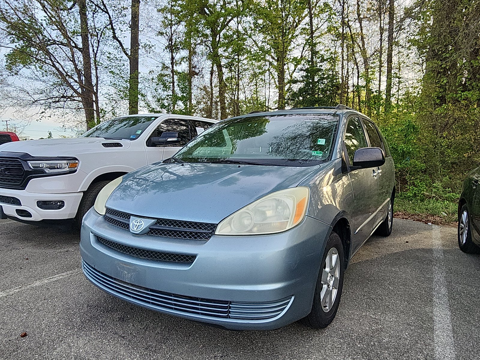 2005 Toyota Sienna LE