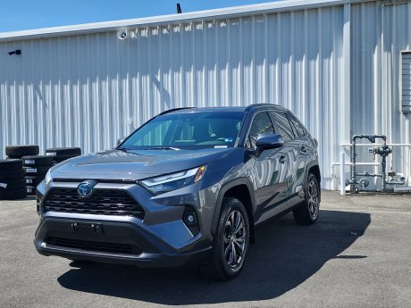2022 Toyota RAV4 Hybrid XLE Premium 