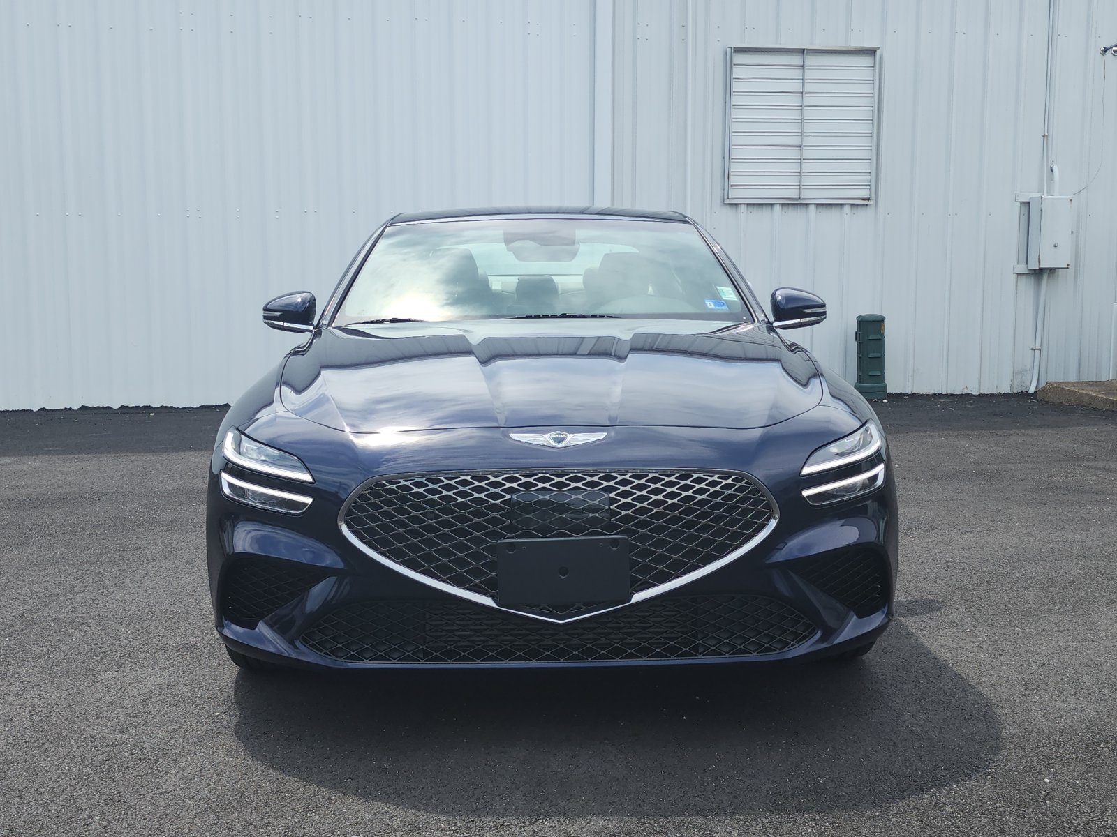 2023 GENESIS G70 Standard - Photo 8