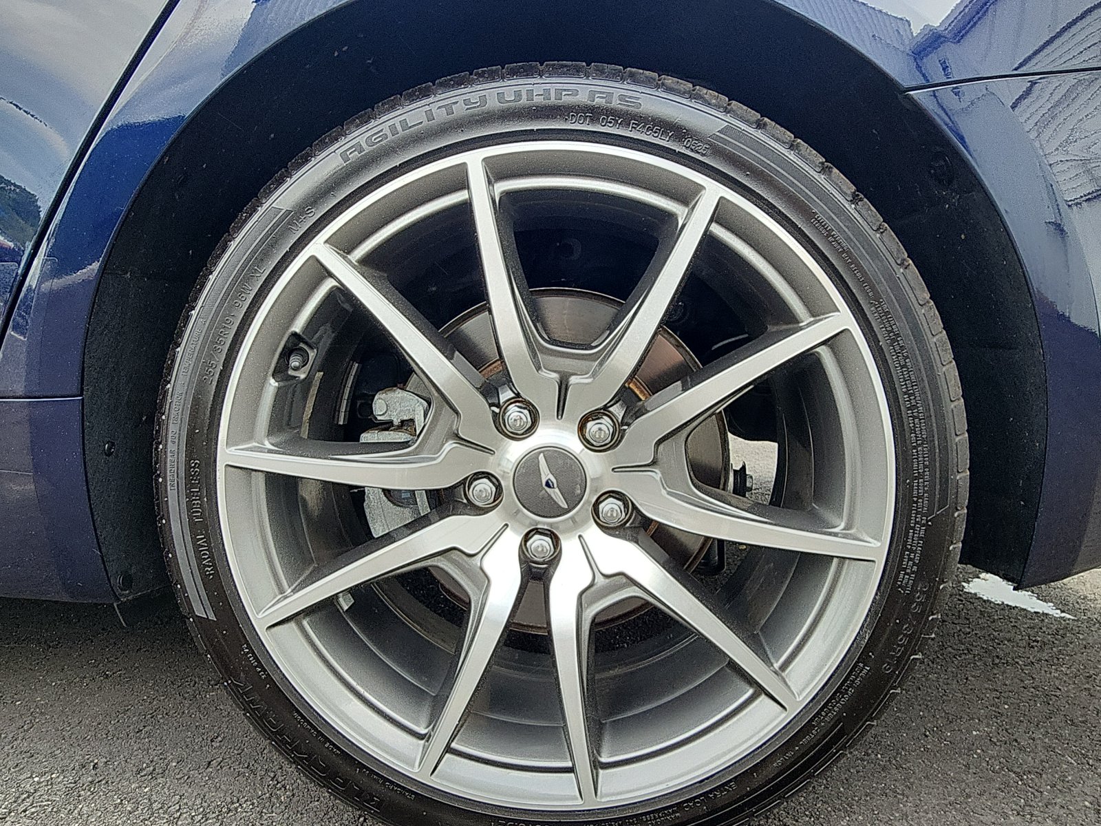 2023 GENESIS G70 Standard - Photo 9