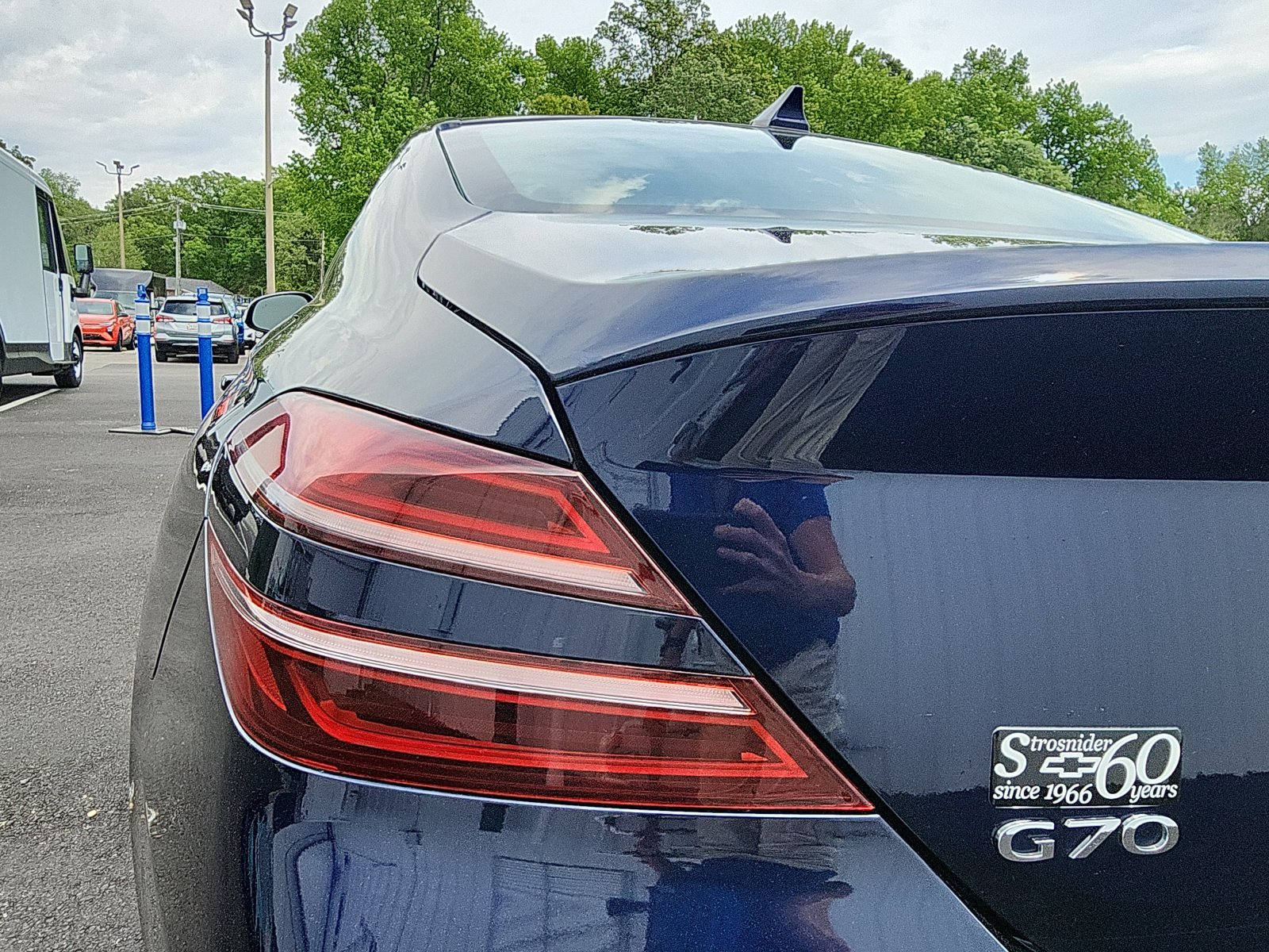 2023 GENESIS G70 Standard - Photo 13