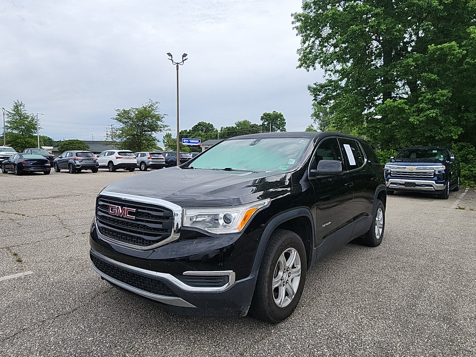 2017 GMC Acadia SLE-1