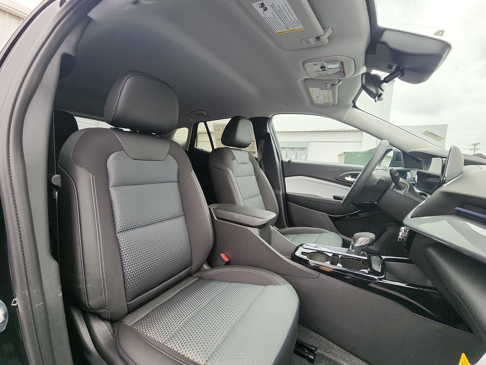 2026 Chevrolet Trax LT - Photo 23