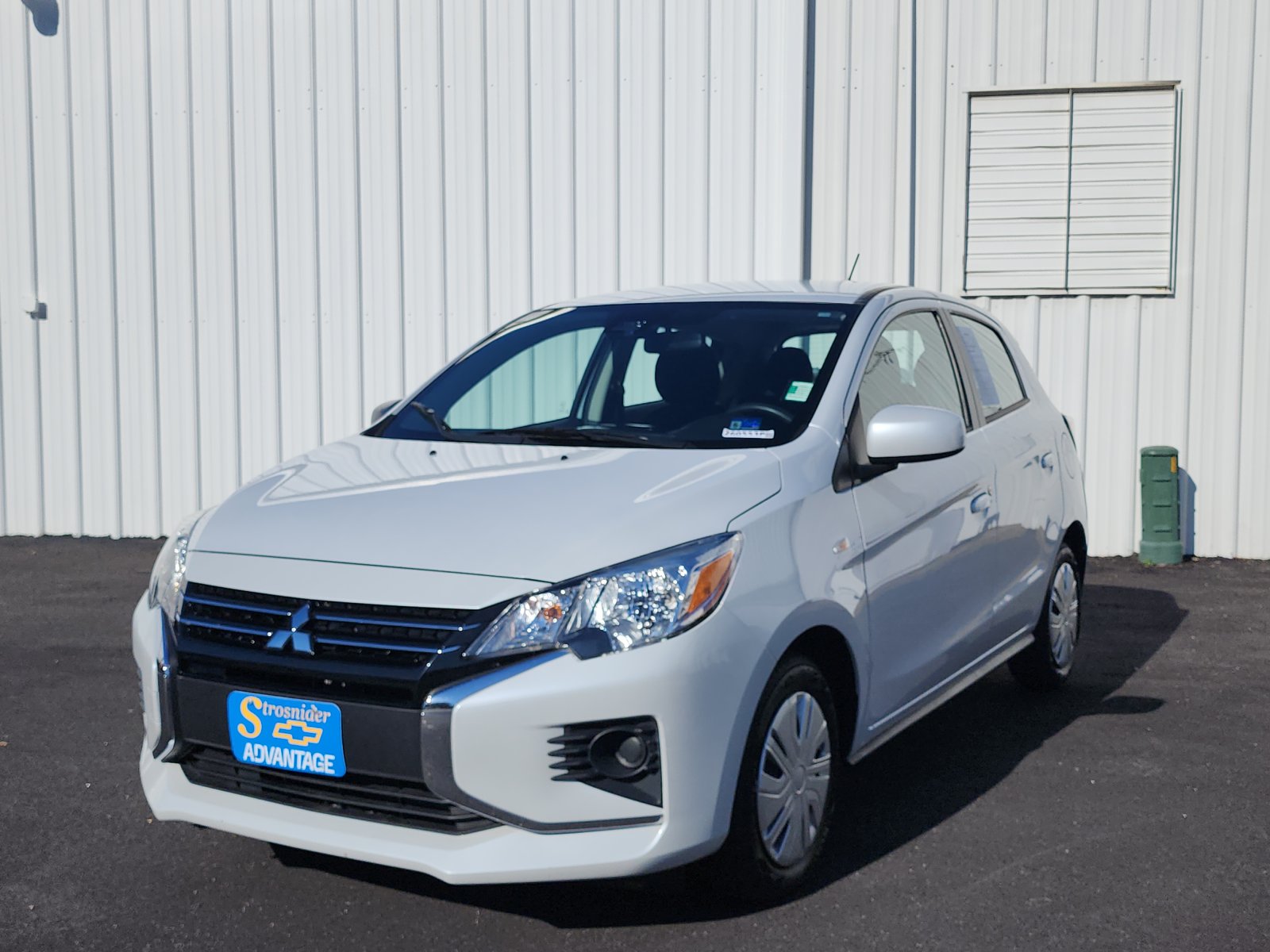2024 Mitsubishi Mirage ES CVT's photo