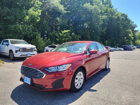 2019 Ford Fusion S 