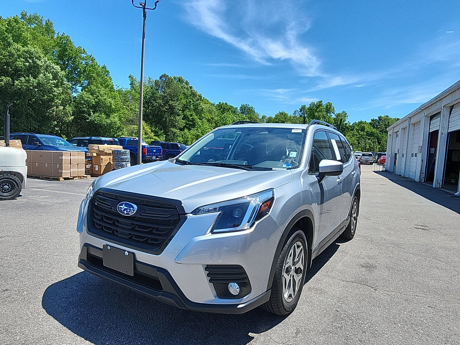 2023 Subaru Forester Premium's photo