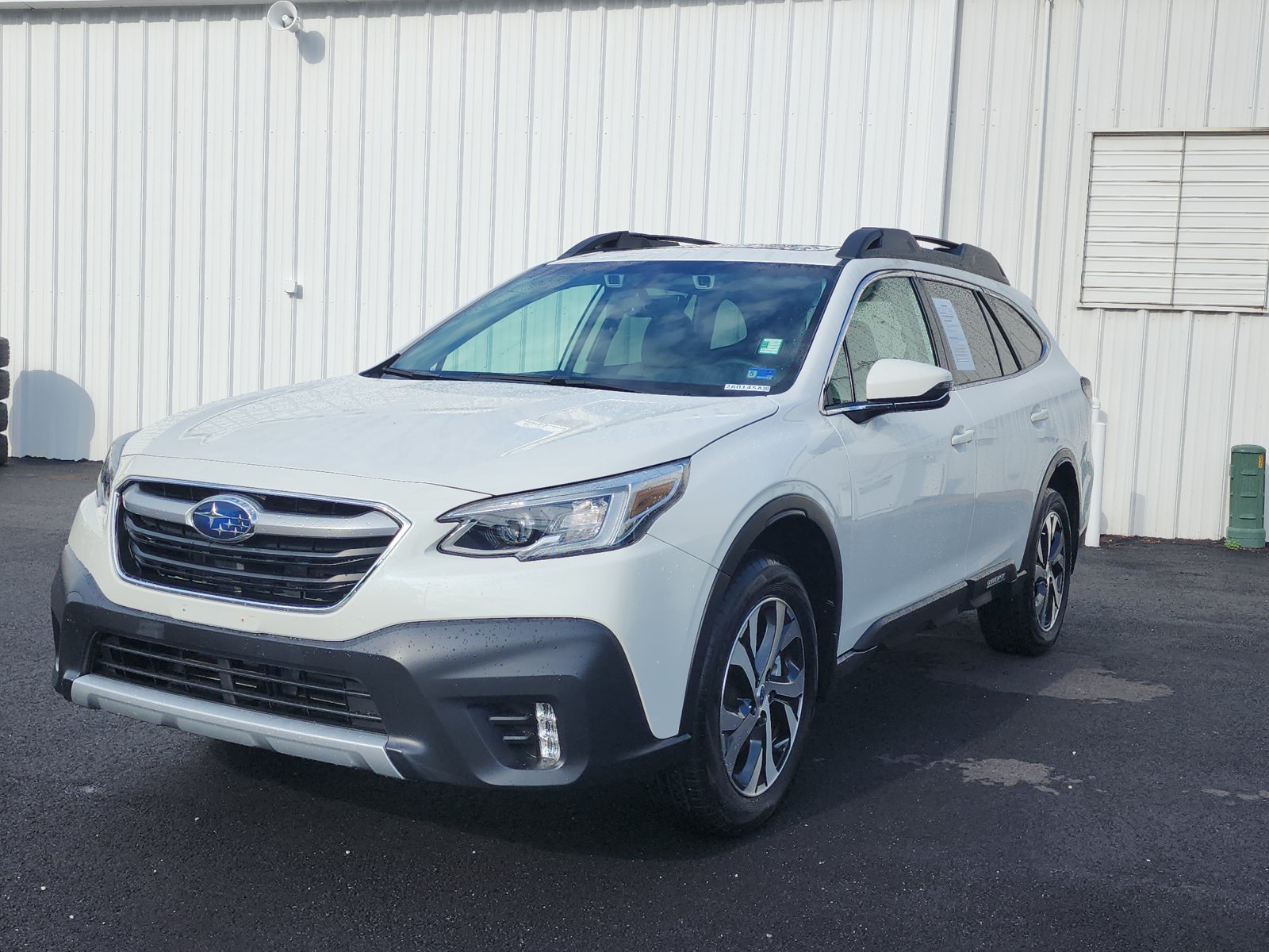 2022 Subaru Outback Limited XT's photo