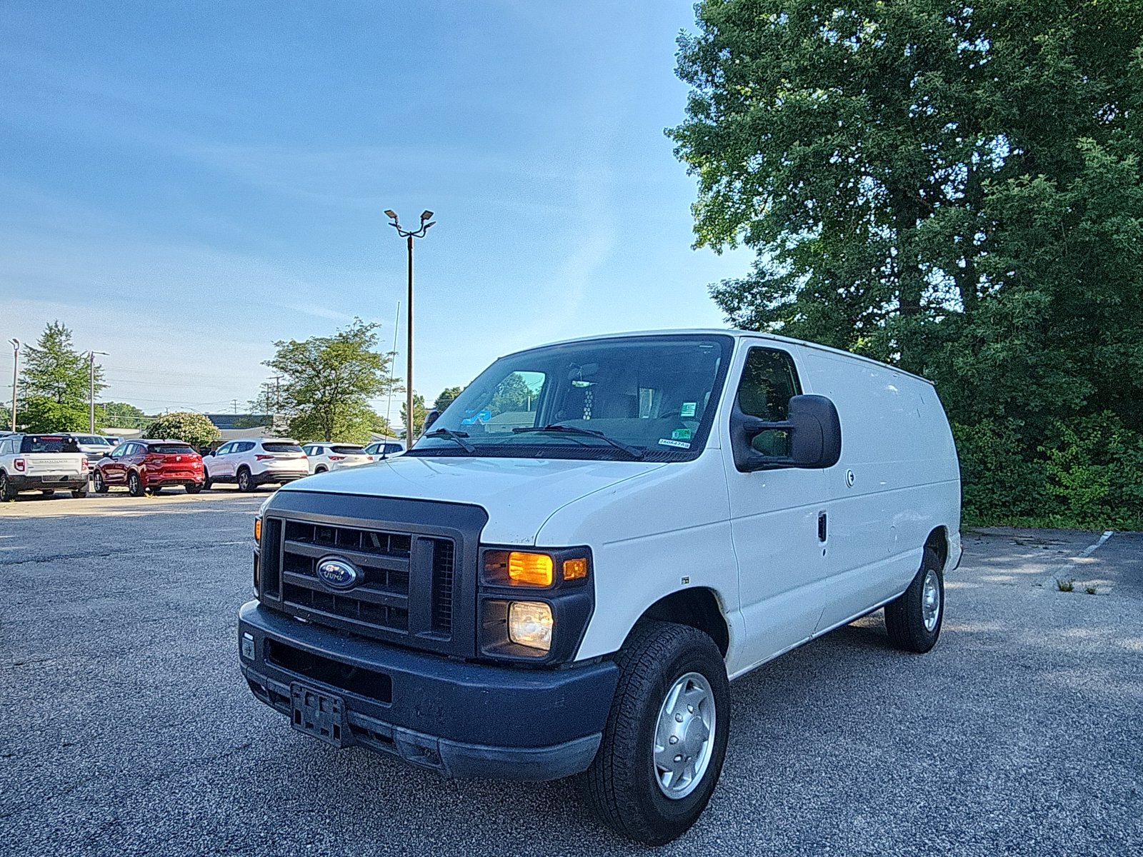 2011 Ford E-Series E-250 Van's photo