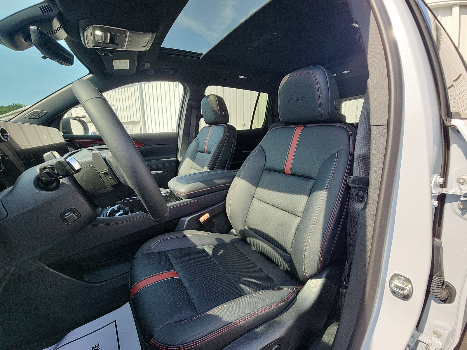 2026 Chevrolet Traverse RS - Photo 22