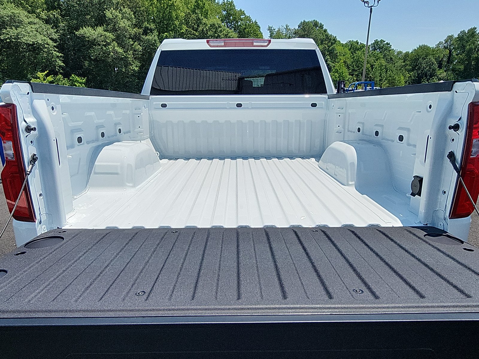 2026 Chevrolet Silverado 1500 RST - Photo 25